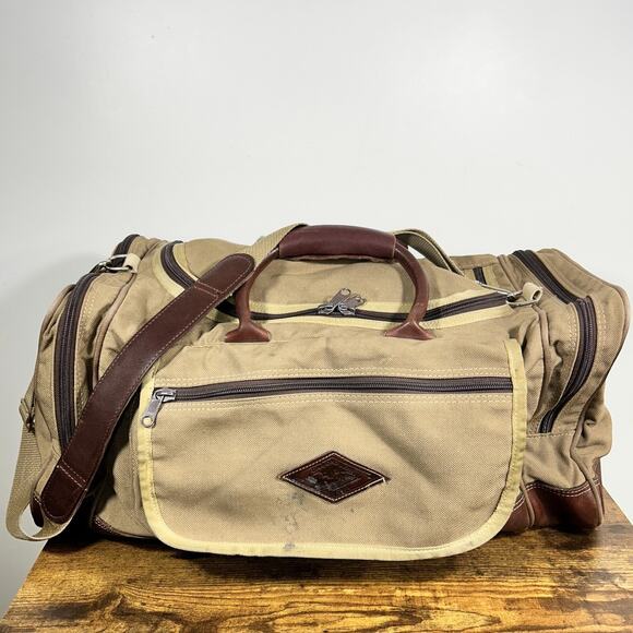VTG Tan Canvas Leather Battenkill Travel Bag Diamond Bluff Hunting USA 22” - Picture 1 of 16